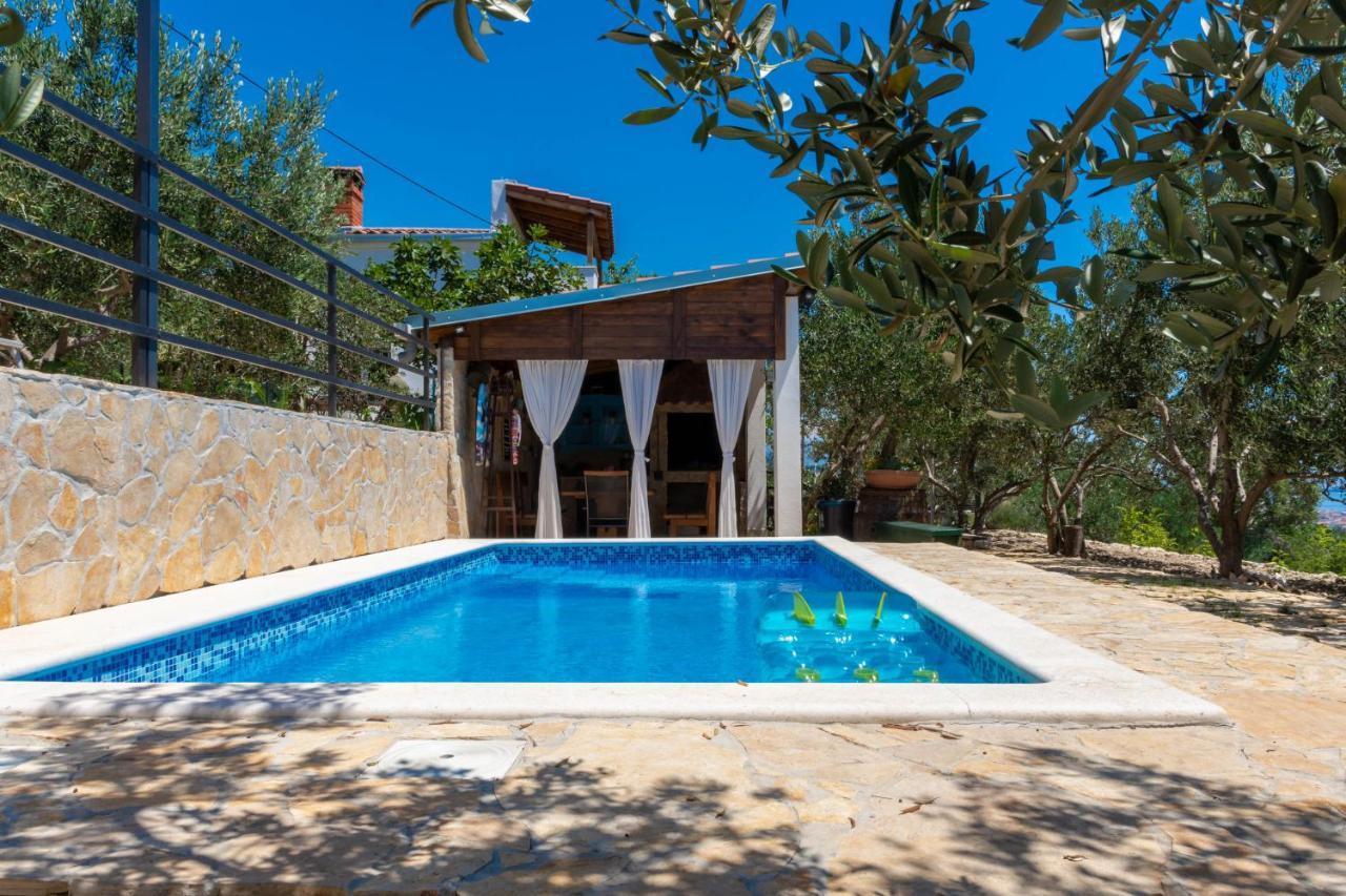 Plum Holiday Home Kaštel Stari Kültér fotó