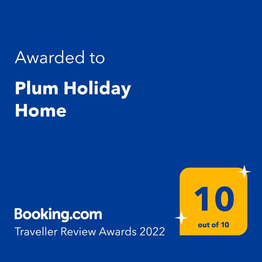 Plum Holiday Home Kaštel Stari Kültér fotó